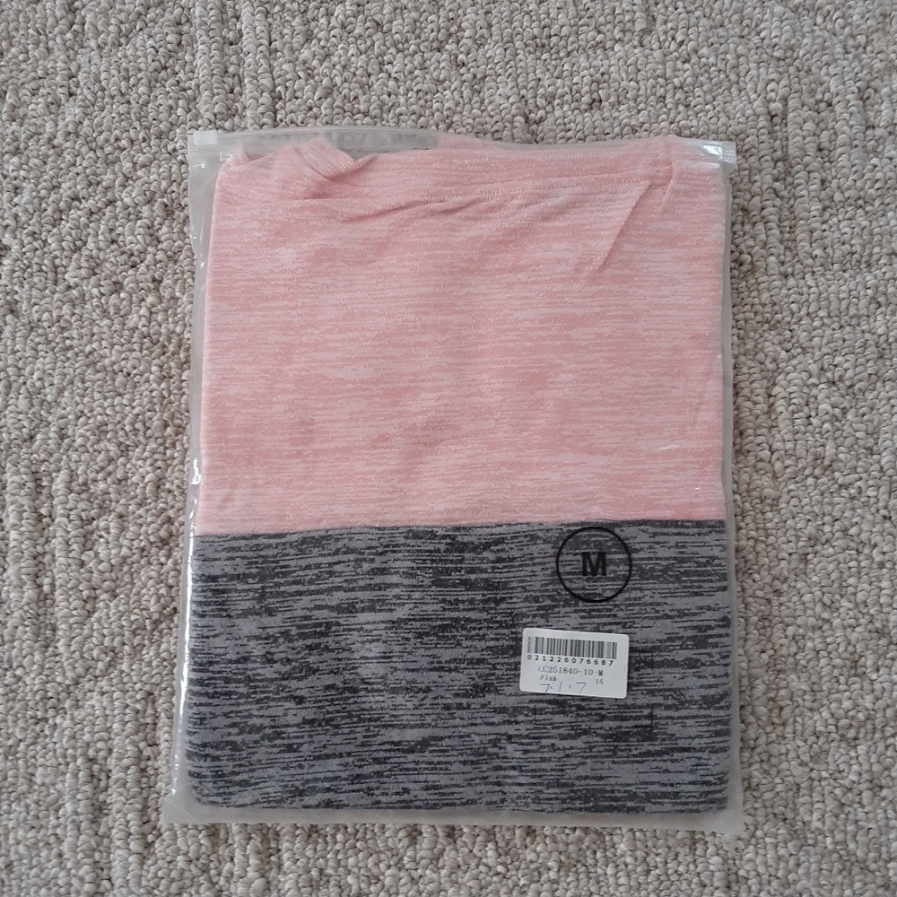 🌸HOST PICK🌸Brand new HOT sale top - Picture 4 of 4